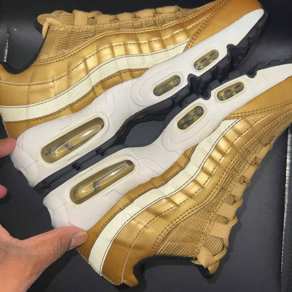 Size 6 - Nike Air Max 95 QS Metallic Gold Wmns, 814914-700, Very Clean, No Box